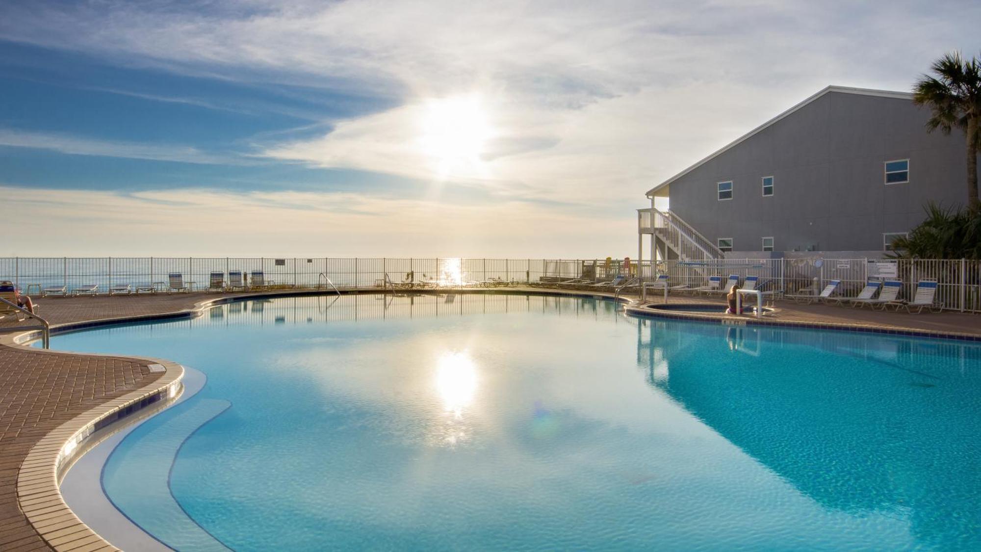 Tidewater Escape: 1Br/2Ba Beachfront Condo, Sleeps 6, Gulf Views & Comfort! Panama City Beach Eksteriør bilde